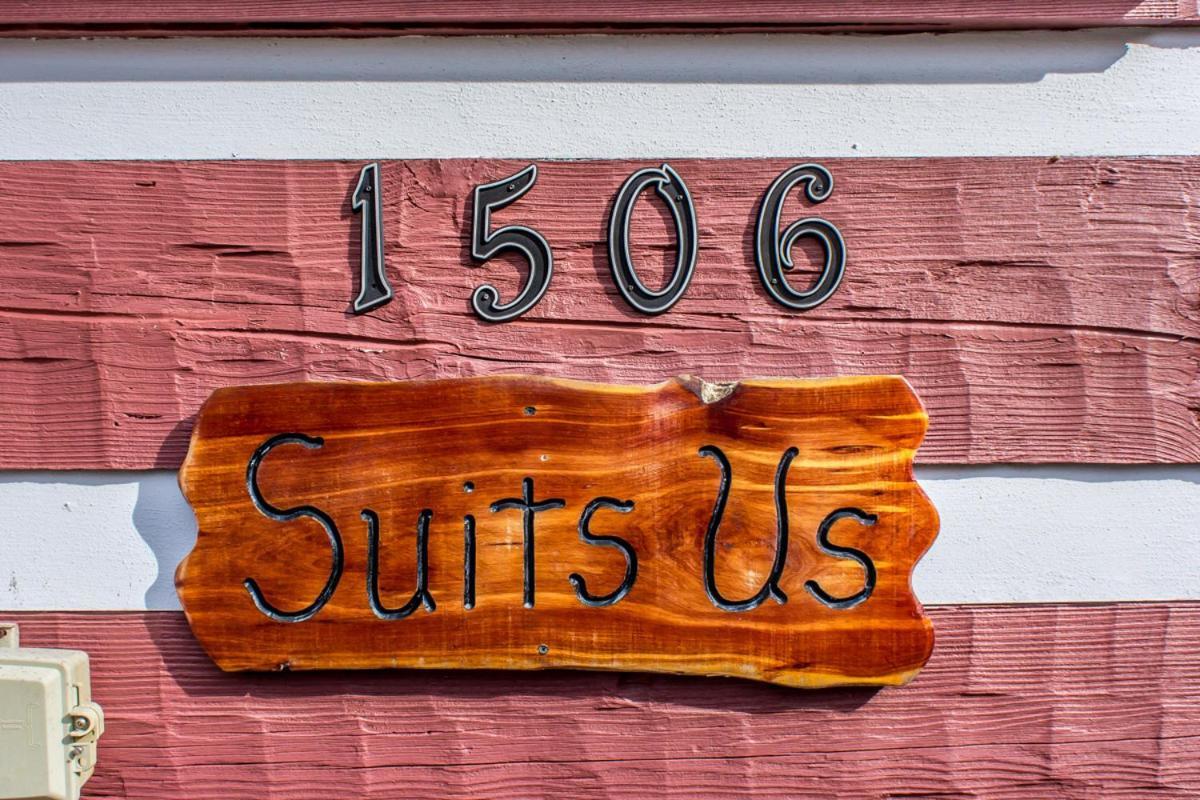 Suits Us Pigeon Forge Exterior foto